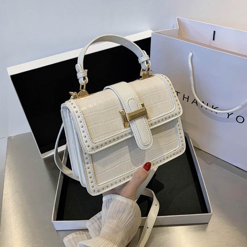 Women Fashion Rivet Leather crossbody Bag for Women Flap Handbag