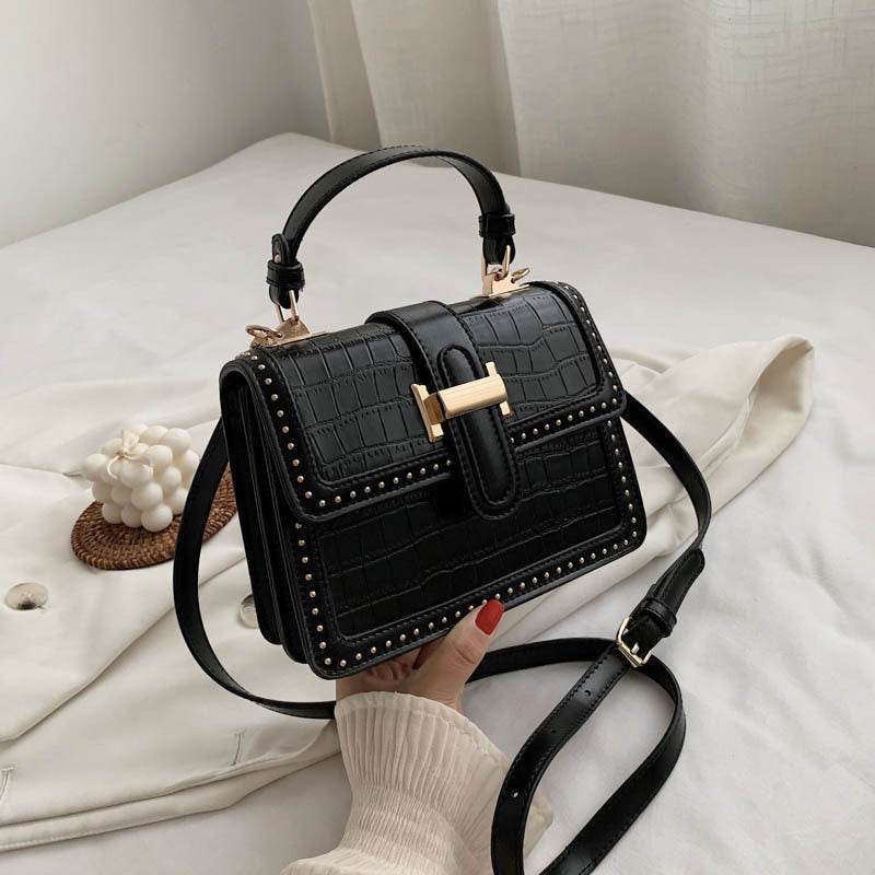 Women Fashion Rivet Leather crossbody Bag for Women Flap Handbag