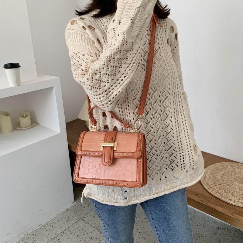 Women Fashion Rivet Leather crossbody Bag for Women Flap Handbag